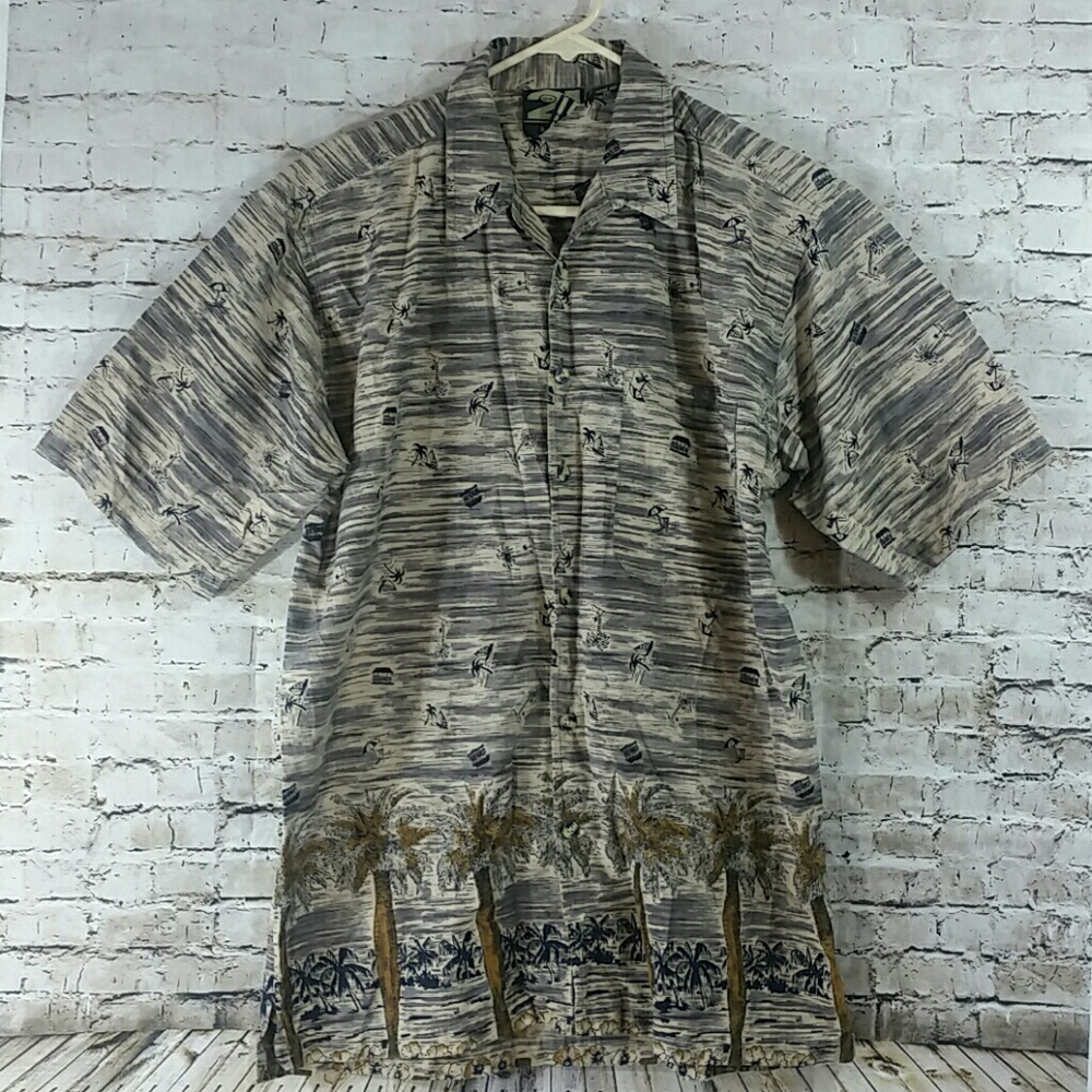 🏝️ Hawaiian button up men’s size Medium palm Hawaiian style top